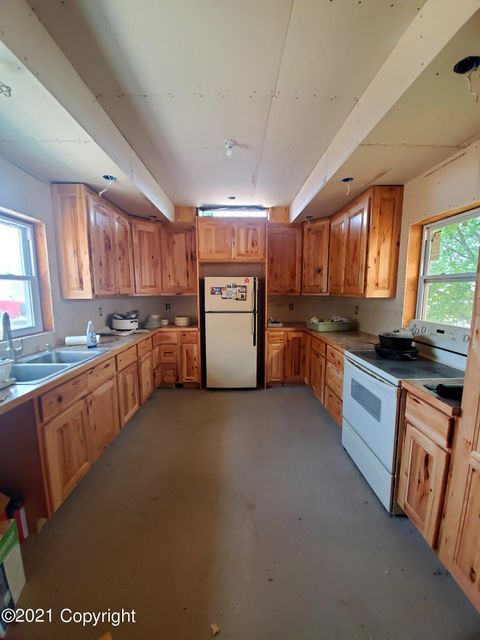 18133 US Highway 14, Sundance, WY 82729